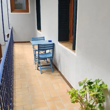 Le Cypres En Centre Apartment